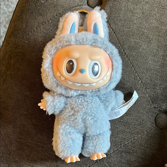 Sea Salt Coconut Labubu - Picture 3 of 8